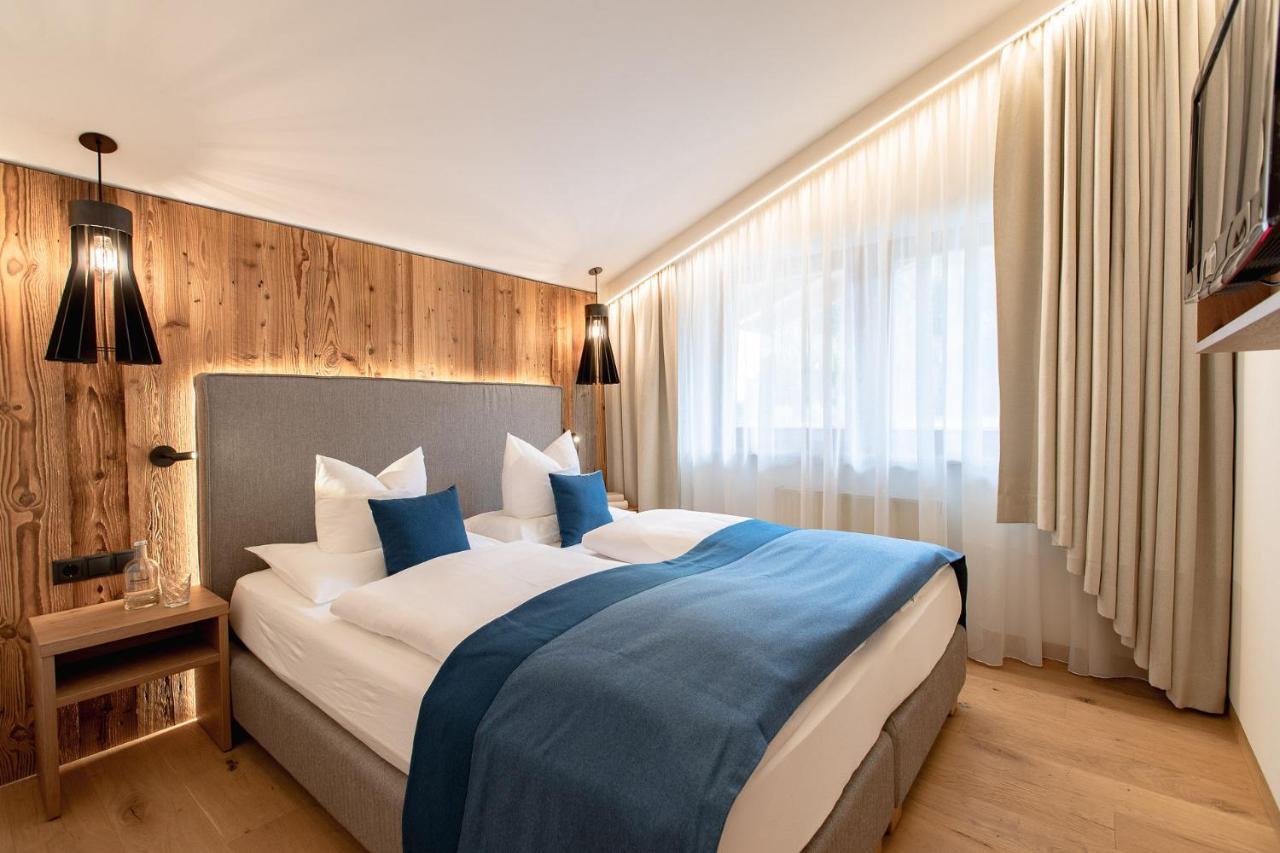 Superior Hotel Alpenhof 弗拉绍 外观 照片