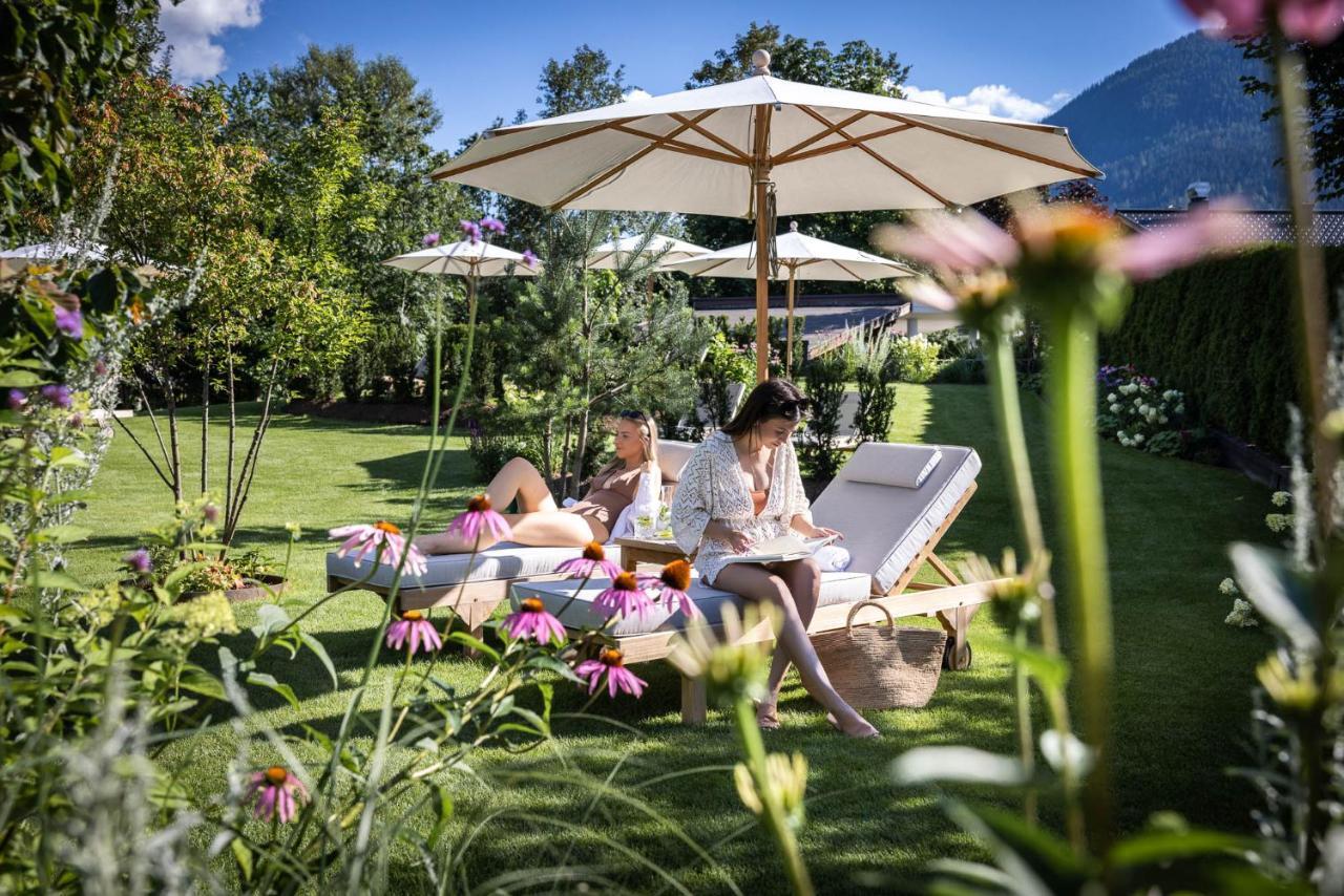 Superior Hotel Alpenhof 弗拉绍 外观 照片