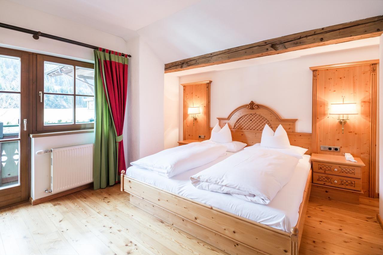 Superior Hotel Alpenhof 弗拉绍 外观 照片