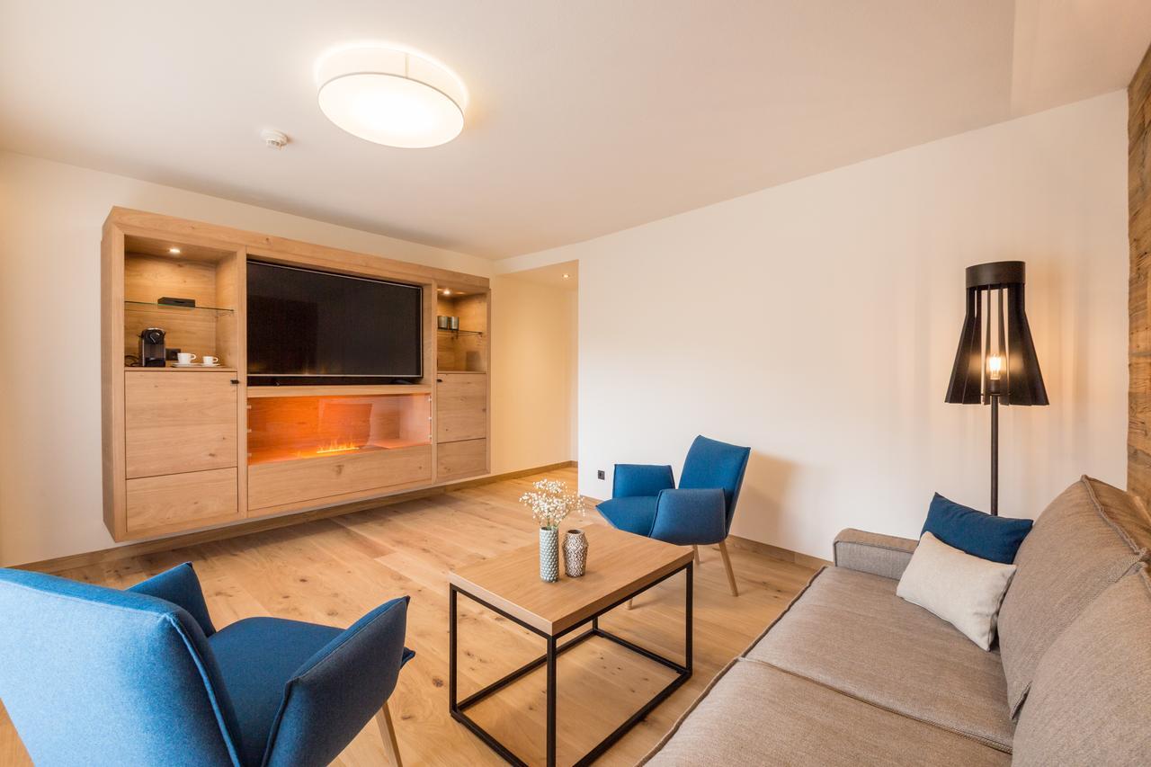 Superior Hotel Alpenhof 弗拉绍 外观 照片